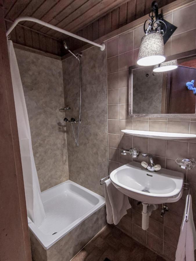 Relais Des Melezes Hotel Vissoie Bagian luar foto